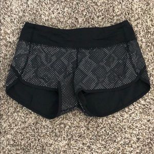 Lululemon size 4 shorts